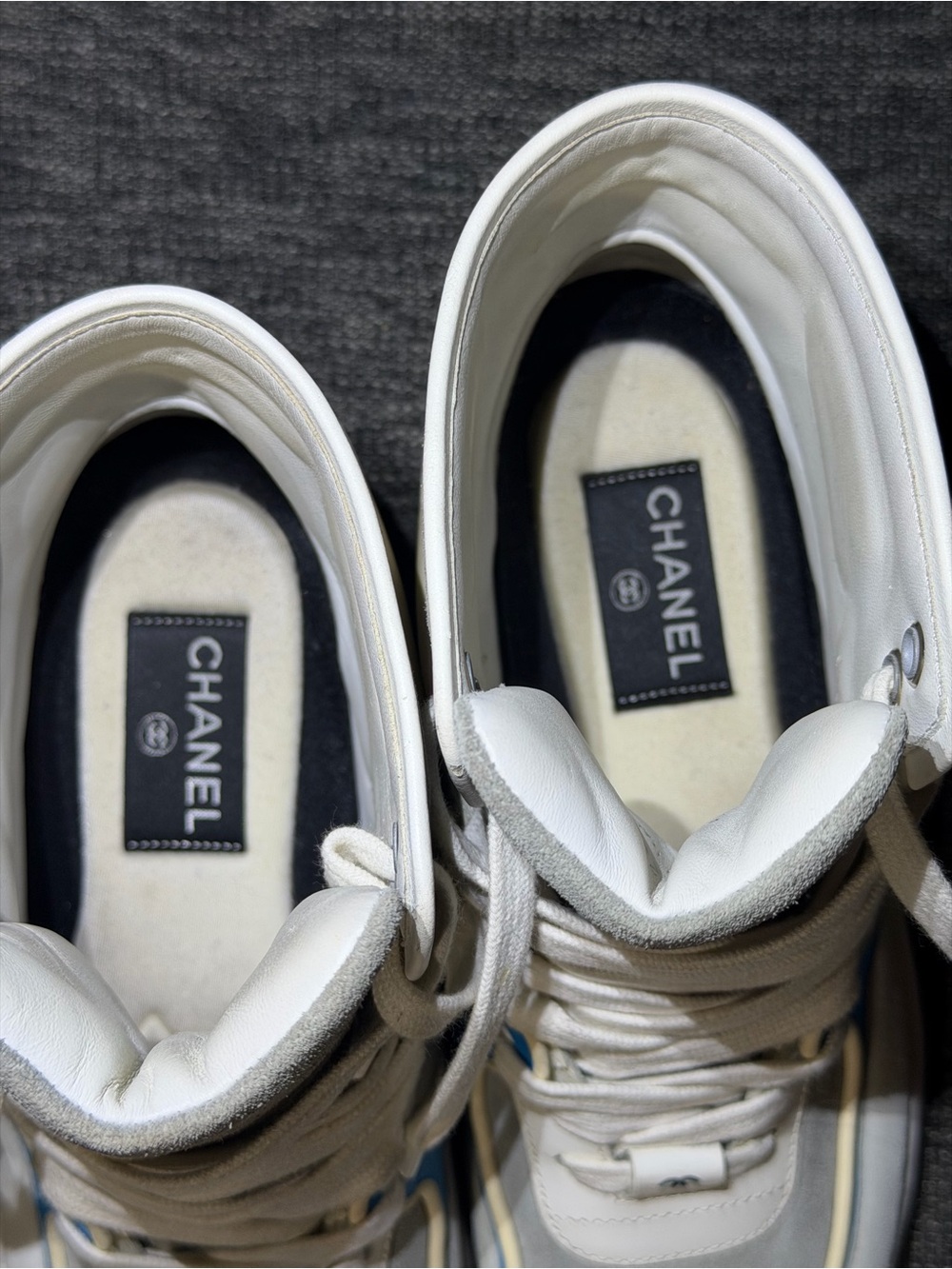 Chanel 18P Blue White Grey CC Logo High Top Trainer Sneakers Women Size US SZ 7 - Picture 5 of 13